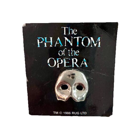 Vintage 1986 Phantom of The Opera Mask Lapel Enamel Pin Silver Tone on Card - Picture 2 of 5